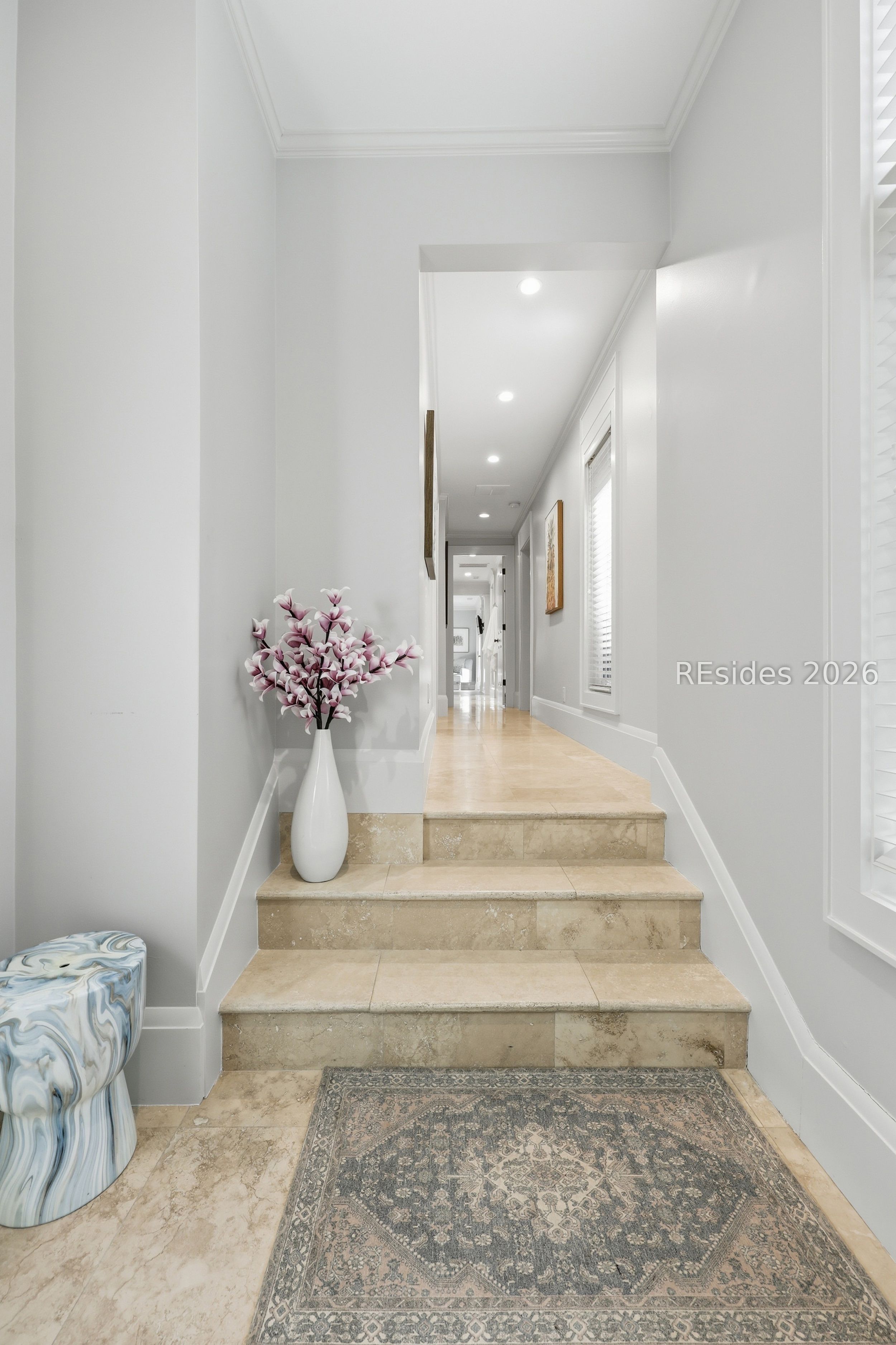28 Pine Island Road Hilton Head Island, SC 29928 - Photo 26 of 84 HALLWAY + DESIGNER LIGHTING