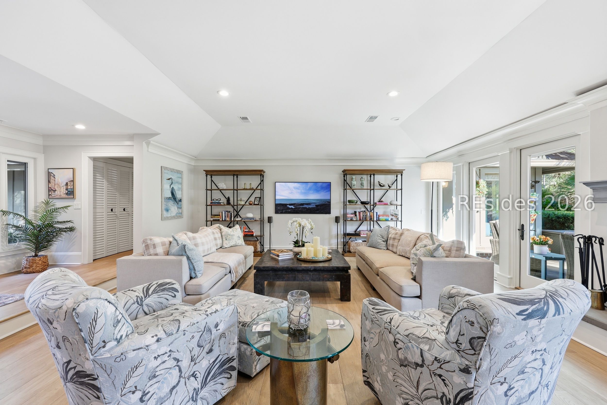 28 Pine Island Road Hilton Head Island, SC 29928 - Photo 10 of 84 GREAT ROOM