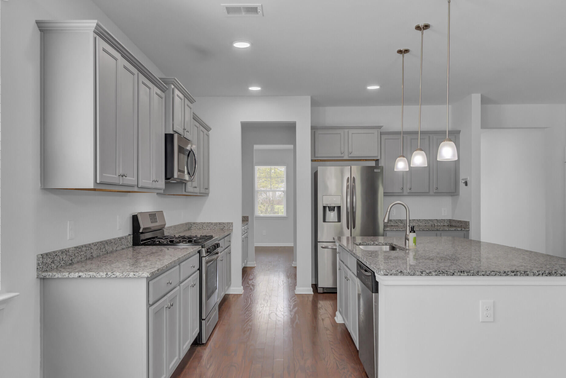 129 Nolin Road Moncks Corner, SC 29461 - Photo 7 of 67 19_19_mls