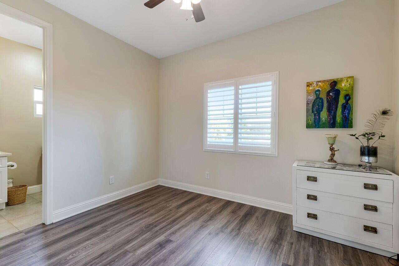 591 Valley Oak Road Solvang, CA 93463 - Photo 13 of 25 Guest room office