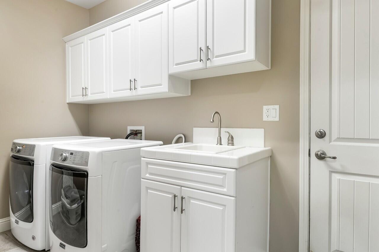 591 Valley Oak Road Solvang, CA 93463 - Photo 23 of 25 laundry room