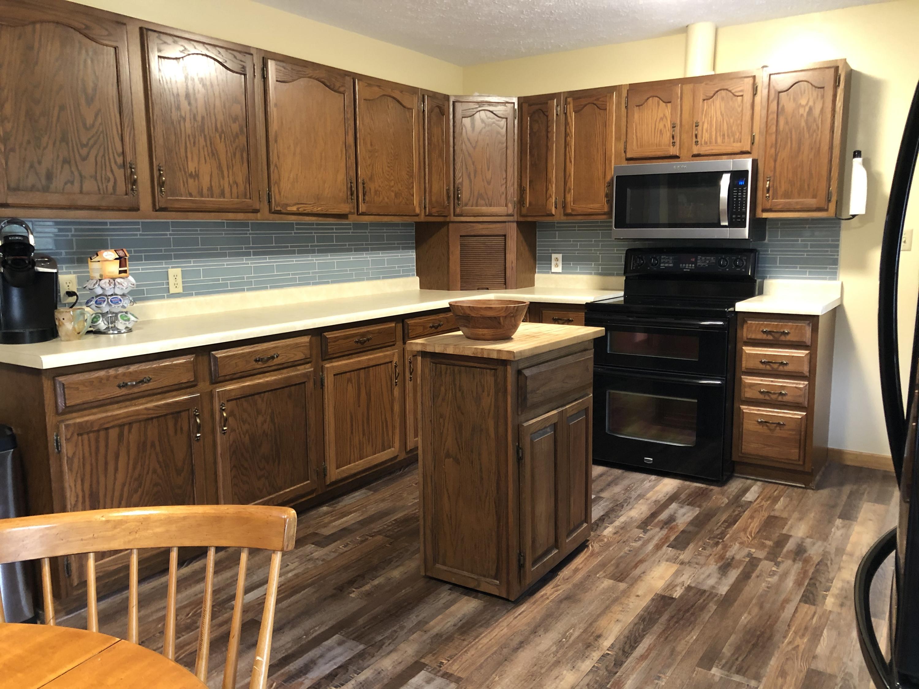 1050 Poplar Springs Road Kingston, TN 37763 - Photo 4 of 31 03