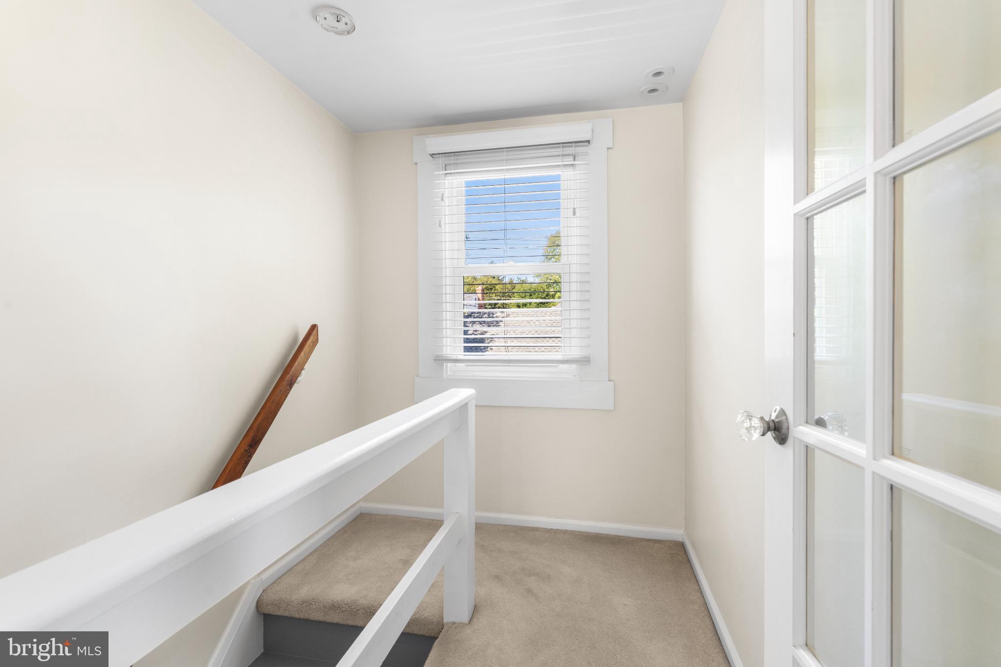532 Overbrook Road Baltimore, MD 21212 - Photo 29 of 44 a view of entryway with a window