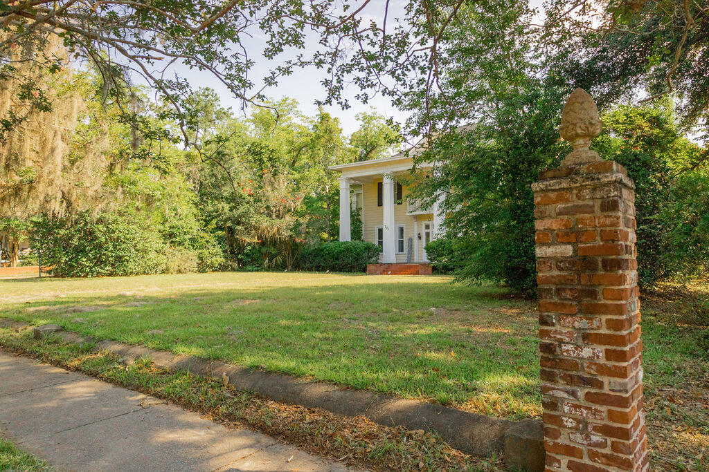 701 Hampton Street Walterboro, SC 29488 - Photo 6 of 64 3T6A1033