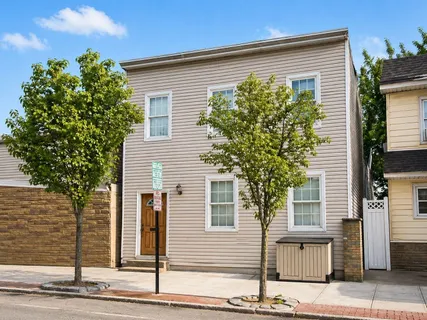 $539,900 | 607 22nd Street, Union City, NJ 07087