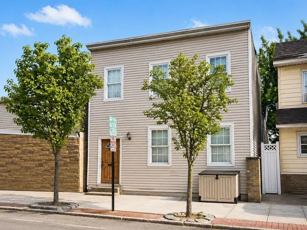 $539,900 | 607 22nd Street, Union City, NJ 07087