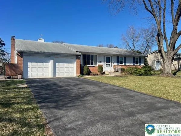 $3,300 | 2621 Colorado Street, Allentown, PA 18103