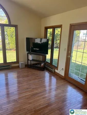 $3,300 | 2621 Colorado Street, Allentown, PA 18103