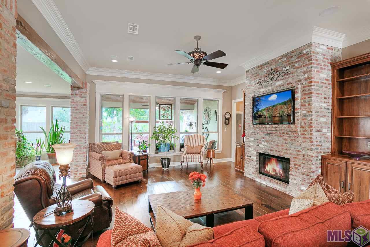 15810 Parkside Court Baton Rouge, LA 70817 - Photo 6 of 21 Gallery Image 6