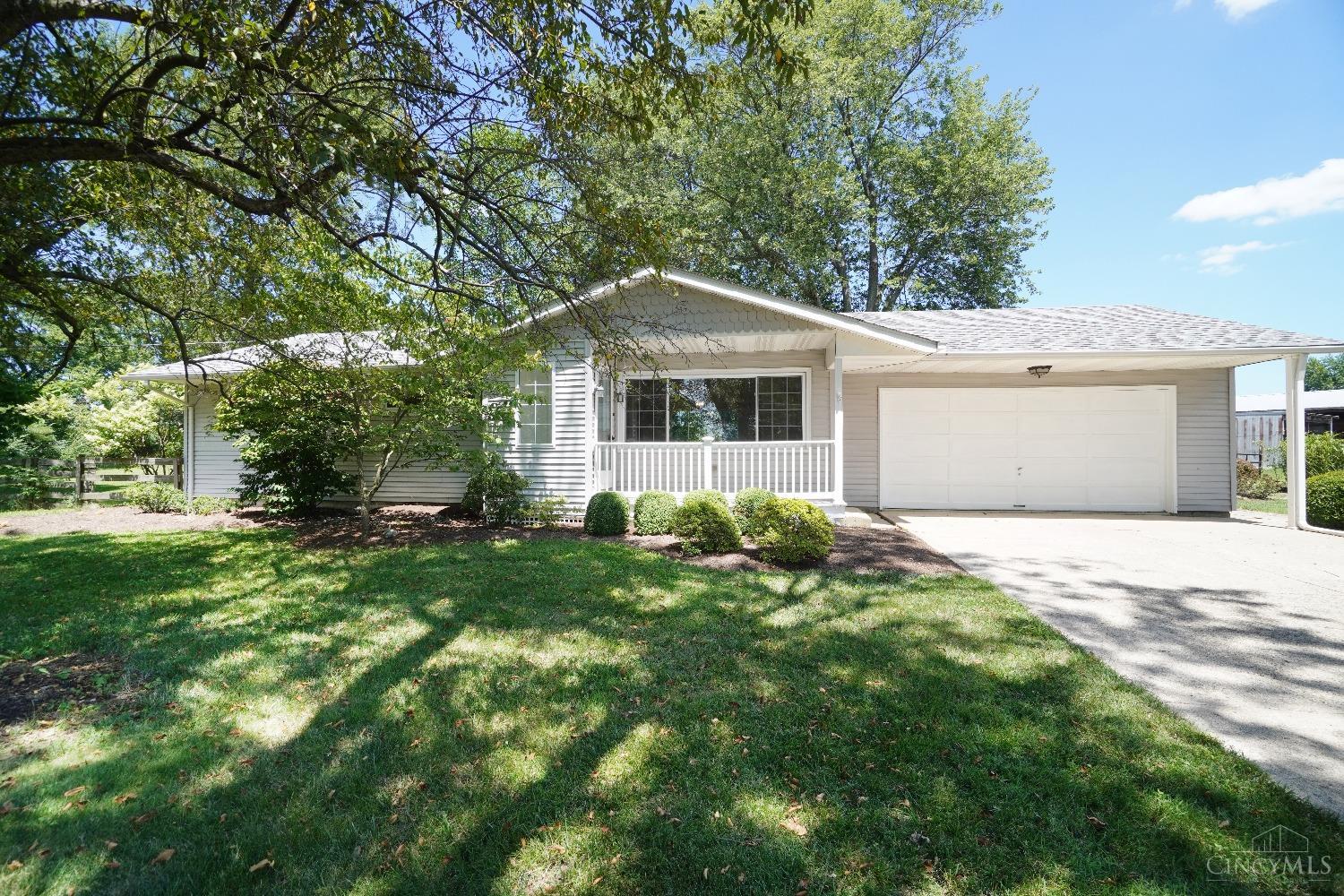 4586 Layhigh Road Hamilton, OH 45013 - Photo 1 of 60