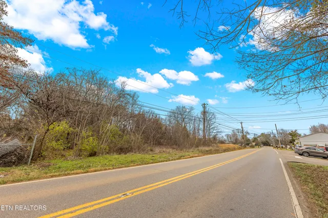 $125,000 | 814 Maryville Highway, Seymour, TN 37865