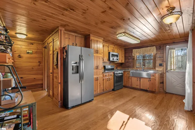 $495,671 | 106 Hiawatha Trail, Pickens, SC 29671