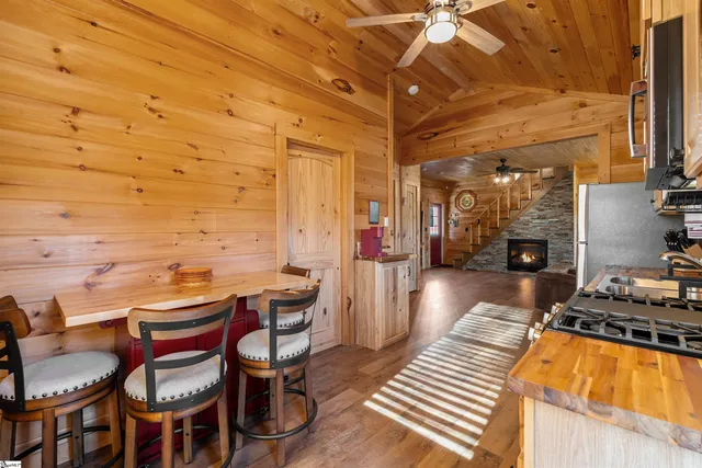 $495,671 | 106 Hiawatha Trail, Pickens, SC 29671