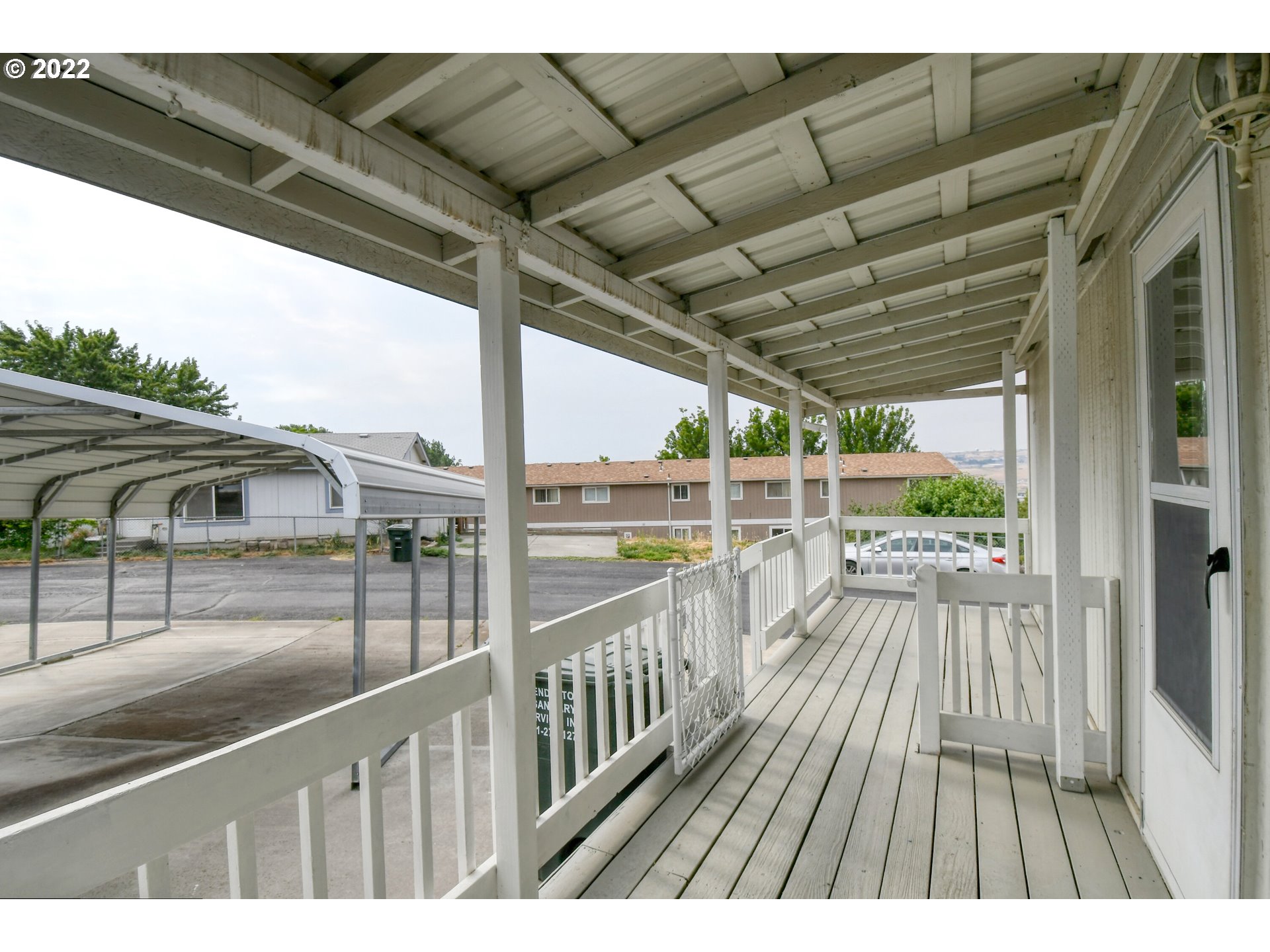 2600 Southwest Goodwin Avenue, Unit 33 Pendleton, OR 97801 - Photo 24 of 29 a view of balcony with couch