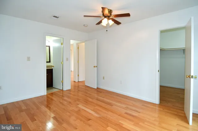 $2,100 | 5207 Newton Street, Unit 203, Bladensburg, MD 20710