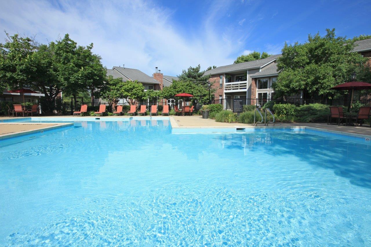 170 MacArthur Drive, Unit 5922 Willowbrook, IL 60527 - Photo 18 of 29 a front view of house with yard and outdoor seating