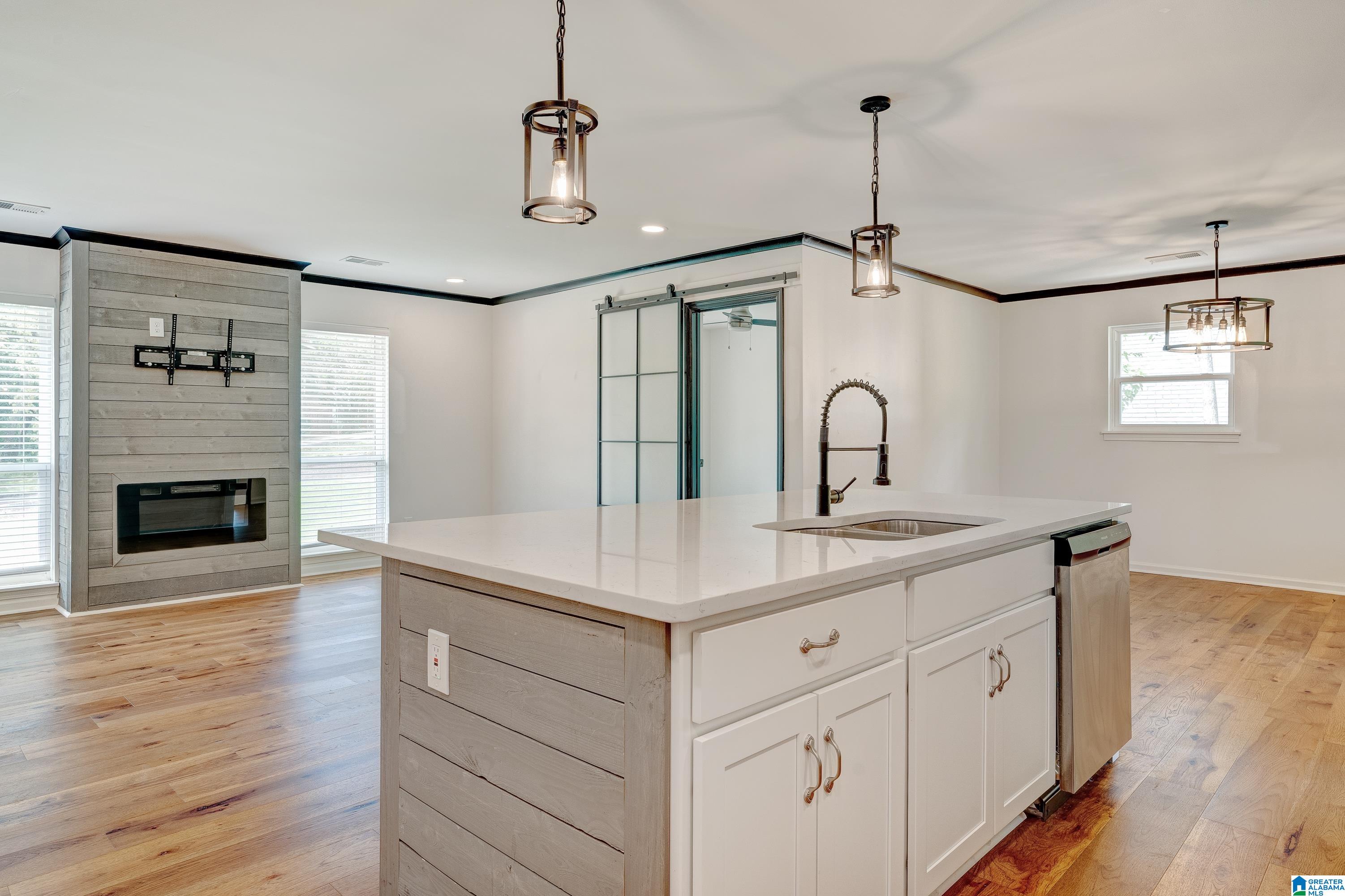 5804 Southhall Road Birmingham, AL 35213 - Photo 15 of 36