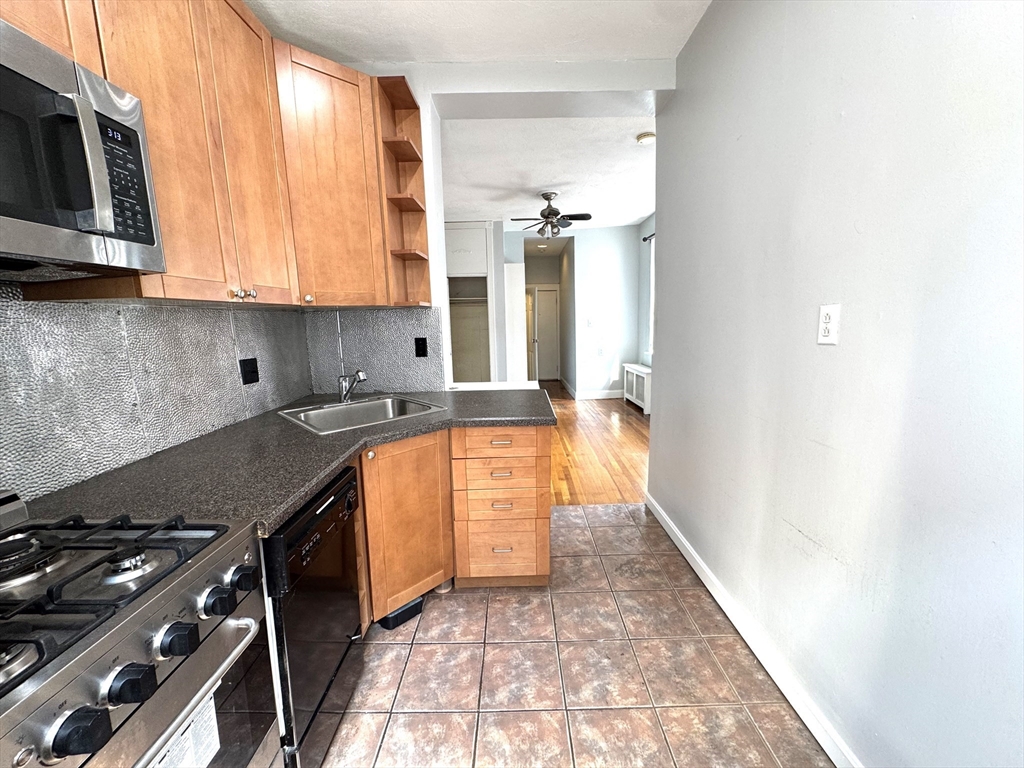 11 Irving Street, Unit 7 Boston, MA 02114 - Photo 2 of 10