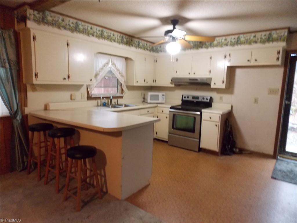 1004 Hillcroft Road Browns Summit, NC 27214 - Photo 21 of 29
