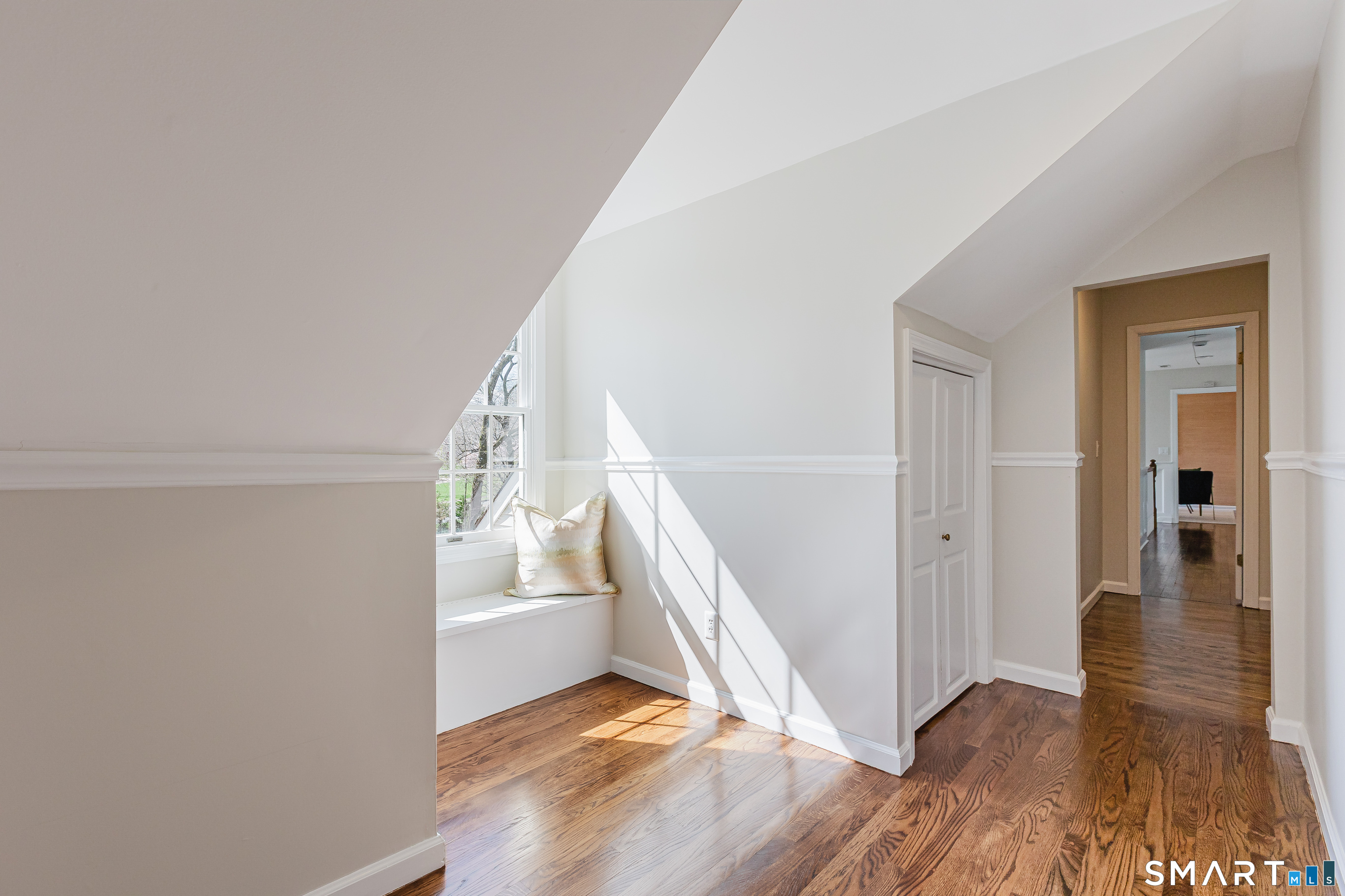 26 Farm Road New Canaan, CT 06840 - Photo 24 of 35