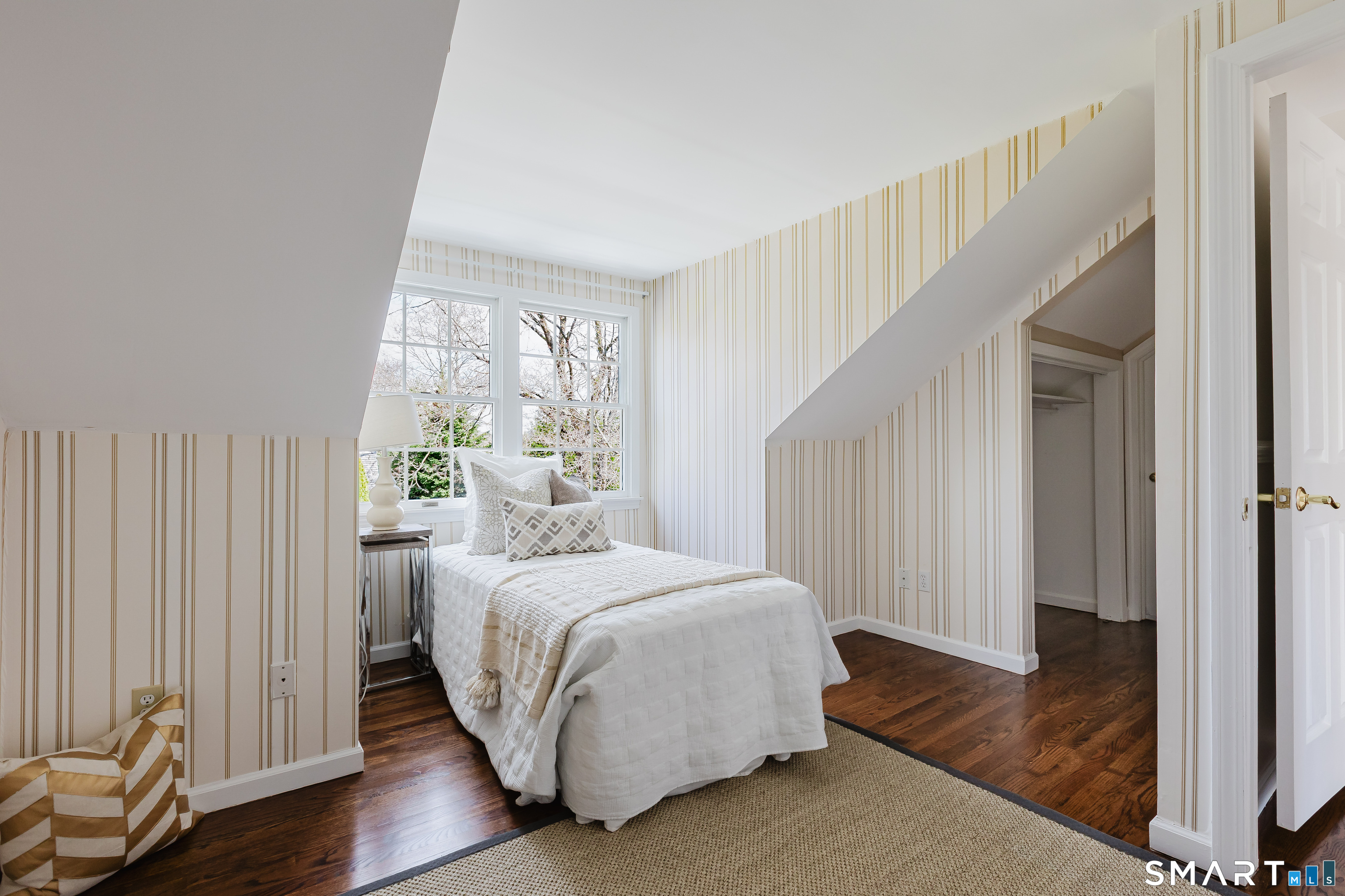 26 Farm Road New Canaan, CT 06840 - Photo 25 of 35