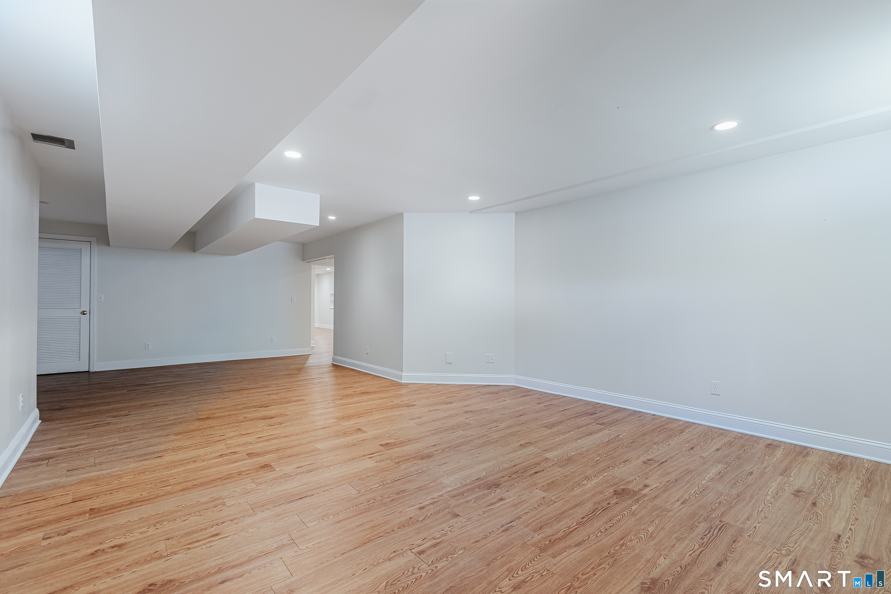 26 Farm Road New Canaan, CT 06840 - Photo 31 of 35