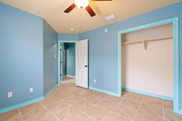 $1,700 | 2129 Sky Crest Drive, Corpus Christi, TX 78418