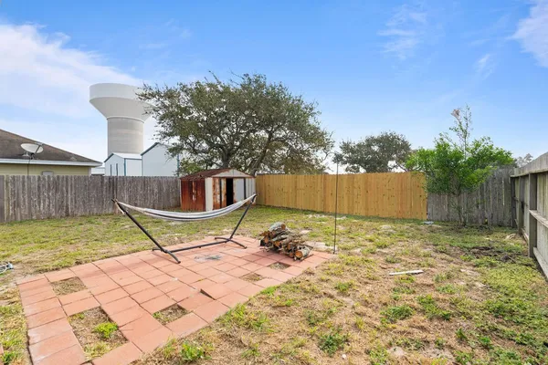 $1,700 | 2129 Sky Crest Drive, Corpus Christi, TX 78418