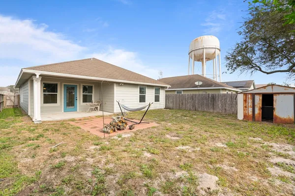 $1,700 | 2129 Sky Crest Drive, Corpus Christi, TX 78418