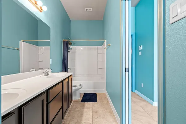 $1,700 | 2129 Sky Crest Drive, Corpus Christi, TX 78418