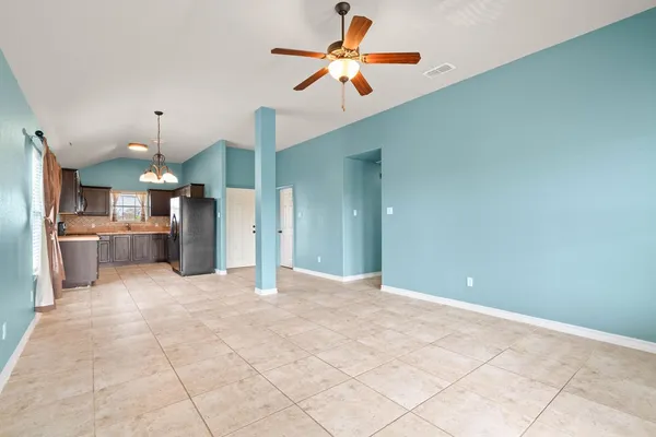 $1,700 | 2129 Sky Crest Drive, Corpus Christi, TX 78418