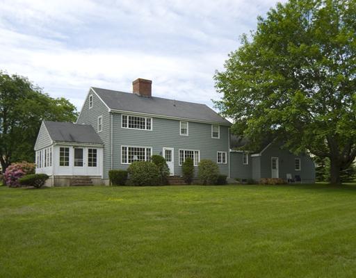 16 Longmeadow Road Cumberland Foreside, ME 04110 - Photo 12 of 16 Exterior Back.