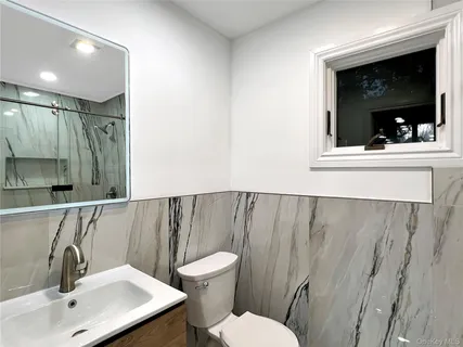 $1,150,000 | 1020 Stewart Avenue, Bethpage, NY 11714