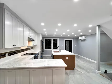 $1,150,000 | 1020 Stewart Avenue, Bethpage, NY 11714