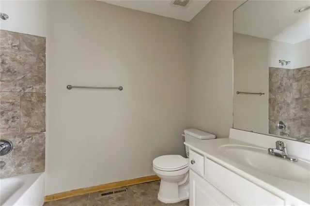 $2,245 | 12210 East 56th Terrace, Kansas City, MO 64133