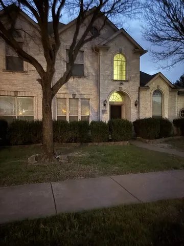 $3,500 | 1124 Miramar Avenue, DeSoto, TX 75115