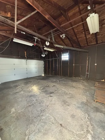 $2,150 | 3748 South Wallace Street, Unit 2, Chicago, IL 60609