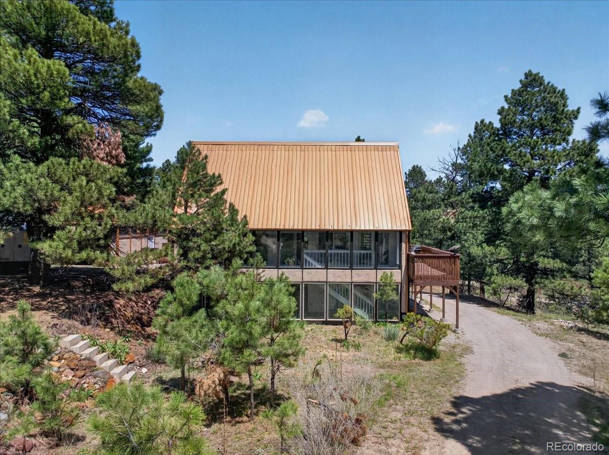 22759 Amethyst Road Deer Trail, CO 80105 - Photo 3 of 49