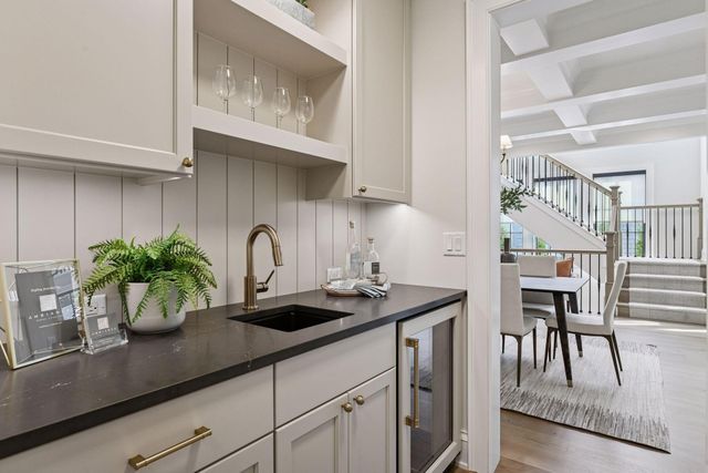 $2,495,000 | 141 Benton Avenue, Wayzata, MN 55391