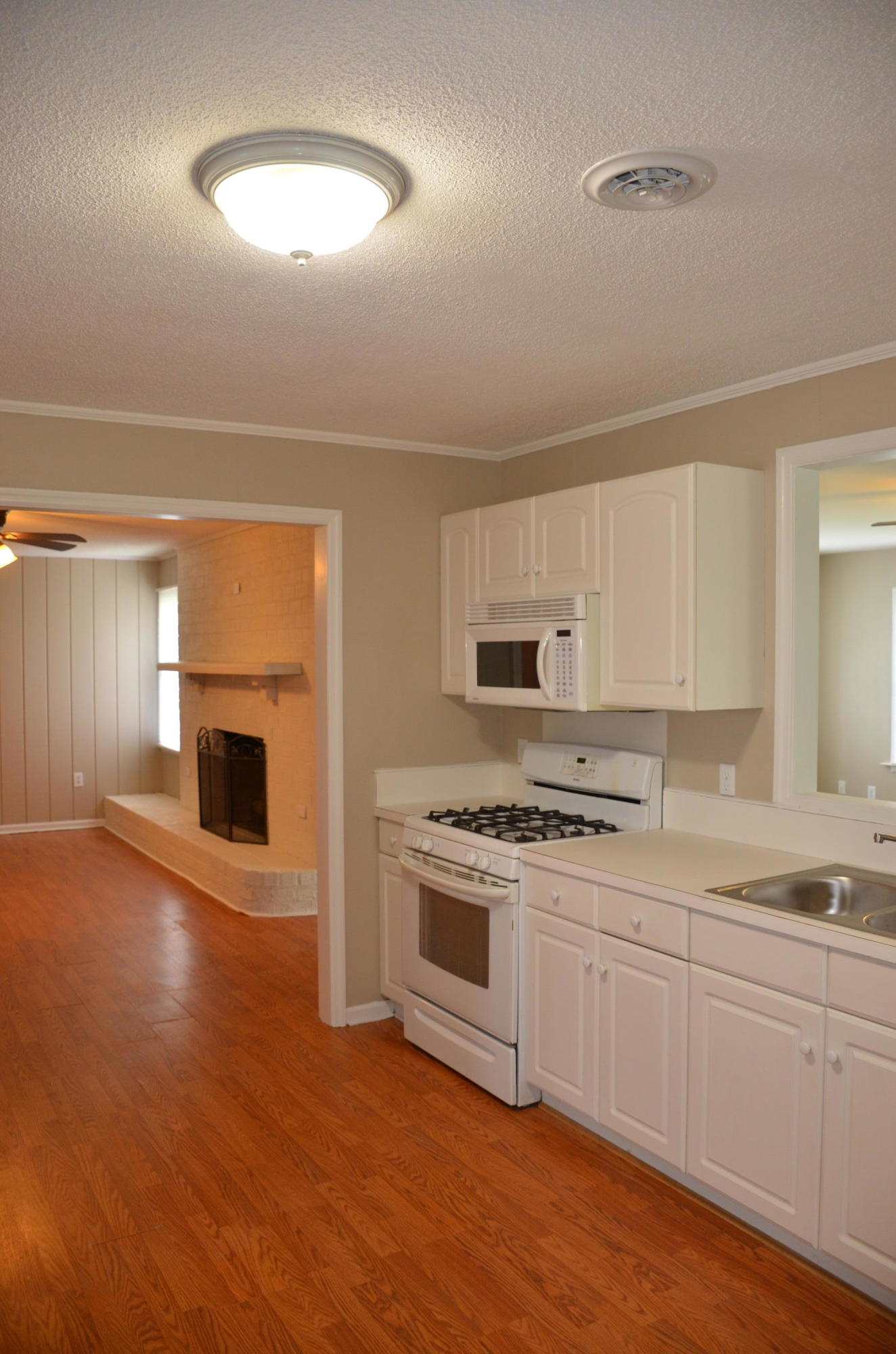 240 State Rd S-8-410 Moncks Corner, SC 29461 - Photo 20 of 33 Kitchen 2