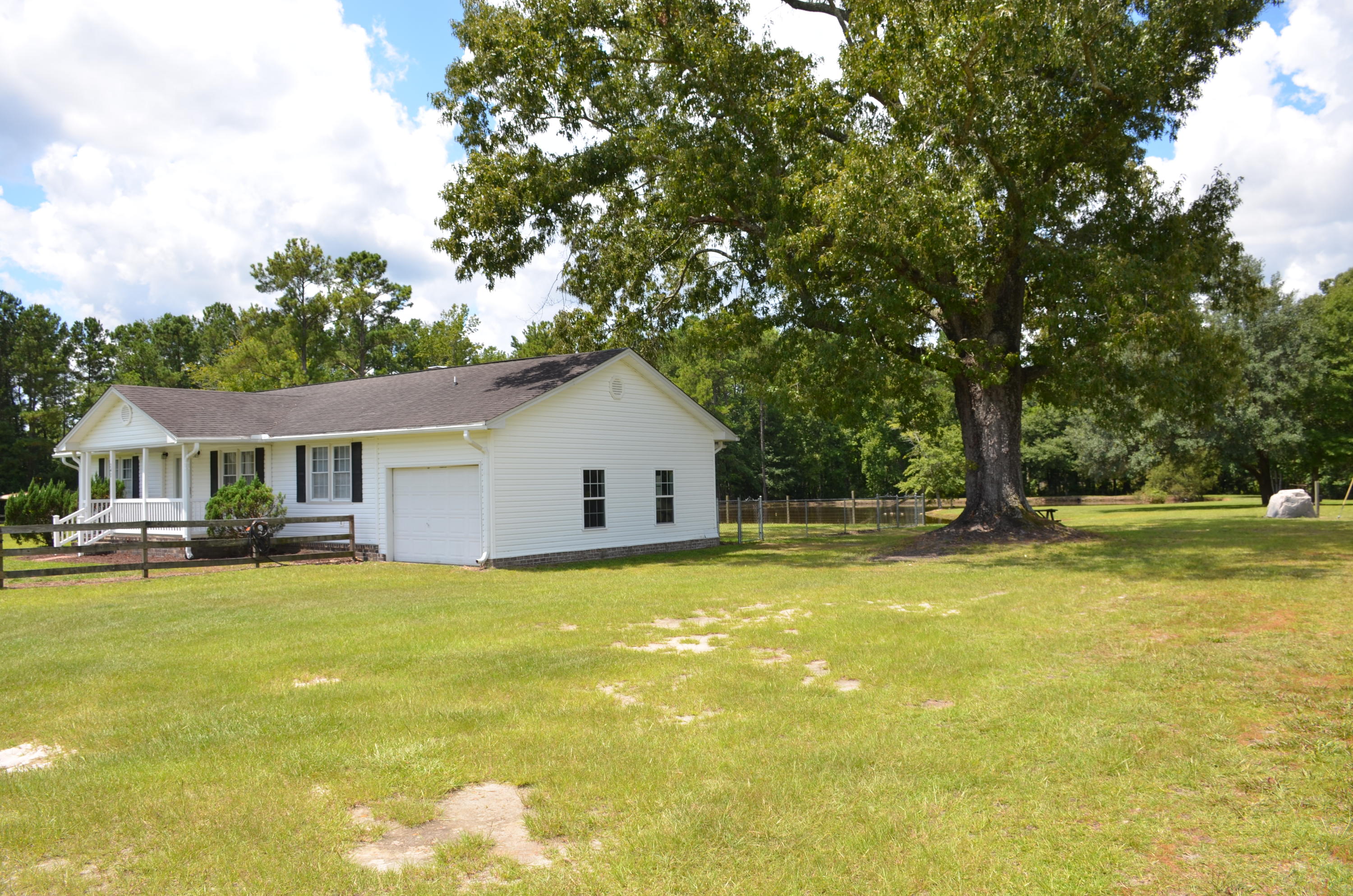 240 State Rd S-8-410 Moncks Corner, SC 29461 - Photo 4 of 33 Side View