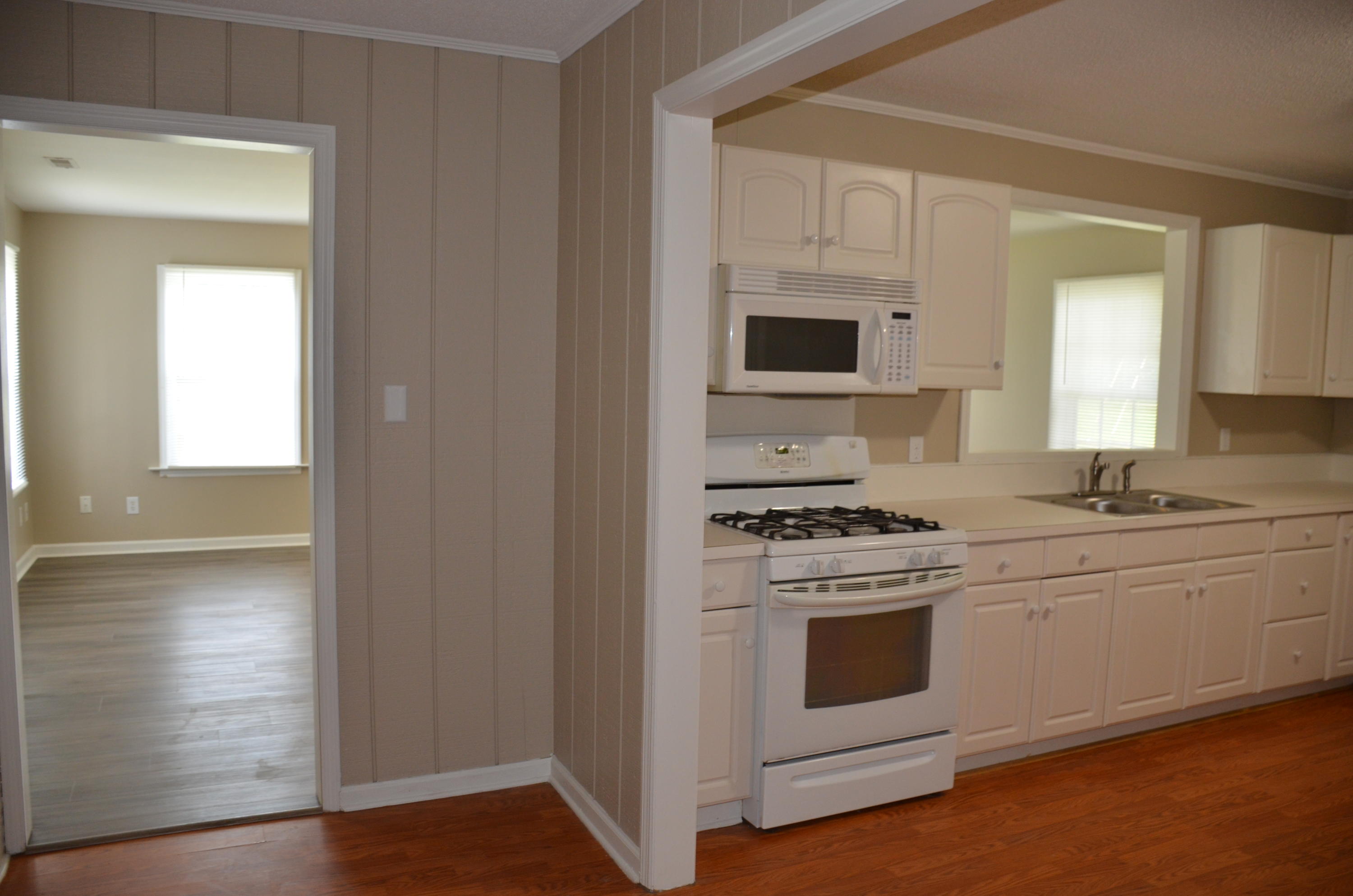 240 State Rd S-8-410 Moncks Corner, SC 29461 - Photo 31 of 33 Kitchen / Dining room