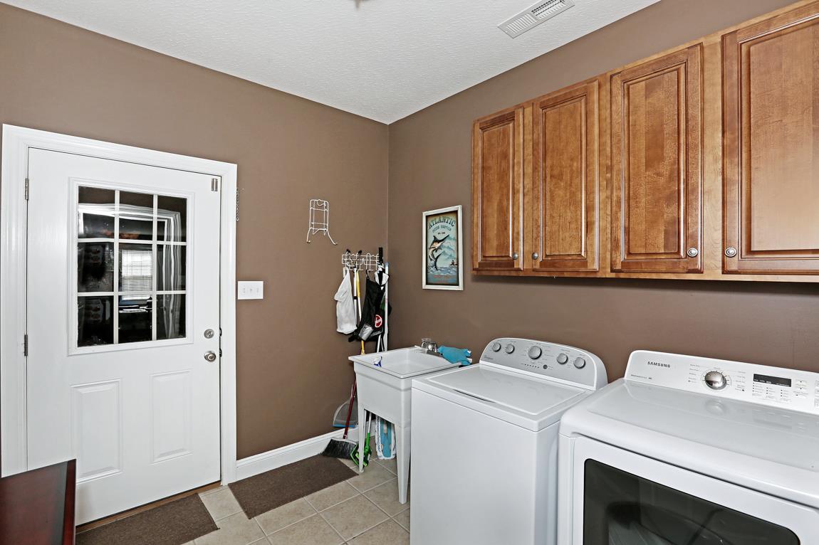 24811 Drawbaugh Road Athens, AL 35613 - Photo 21 of 30 Laundry Room - With tile flooring