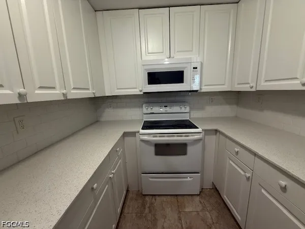 $1,195 | 3616 Pearl Street, Unit 2, Fort Myers, FL 33916