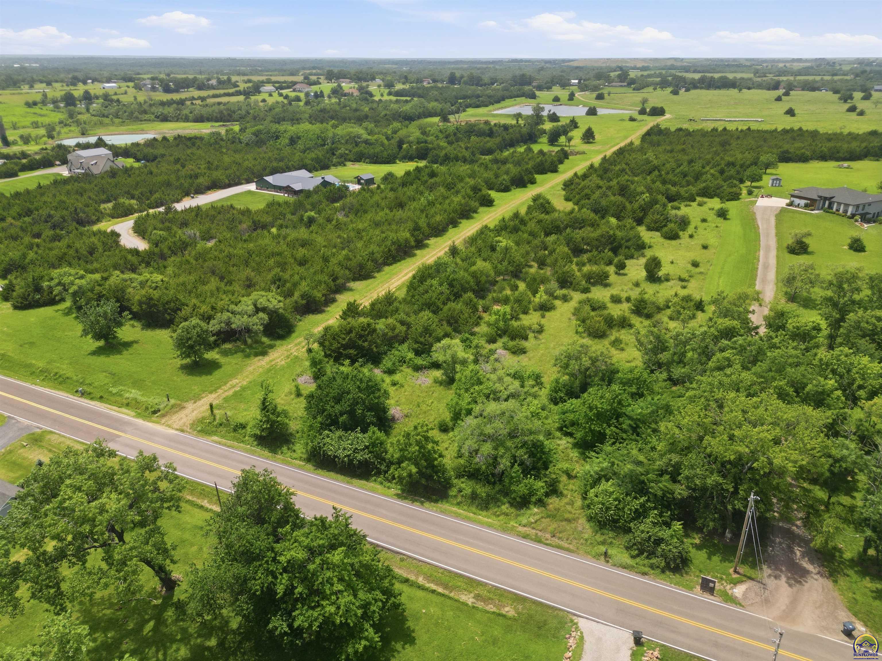 Northwest Rochester Road Topeka, KS 66617 - Photo 5 of 8