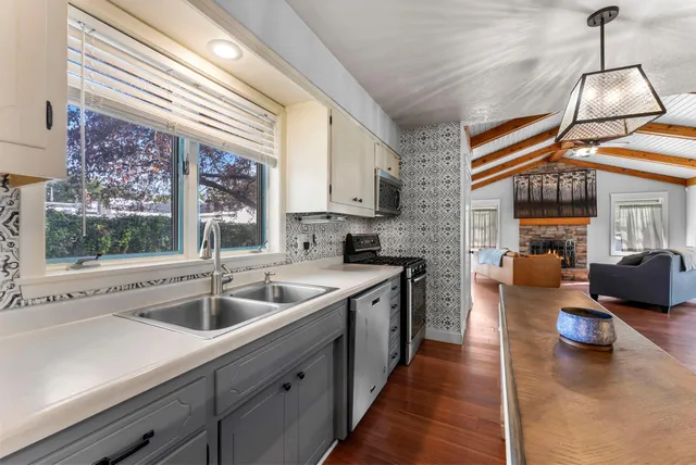 $349,900 | 1715 West 5th Street, Red Wing, MN 55066