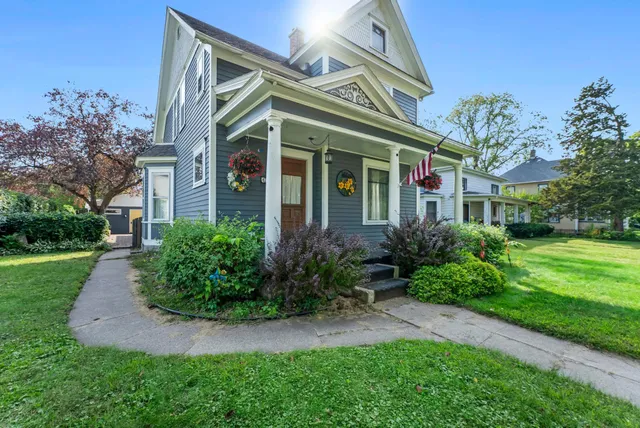 $349,900 | 1715 West 5th Street, Red Wing, MN 55066