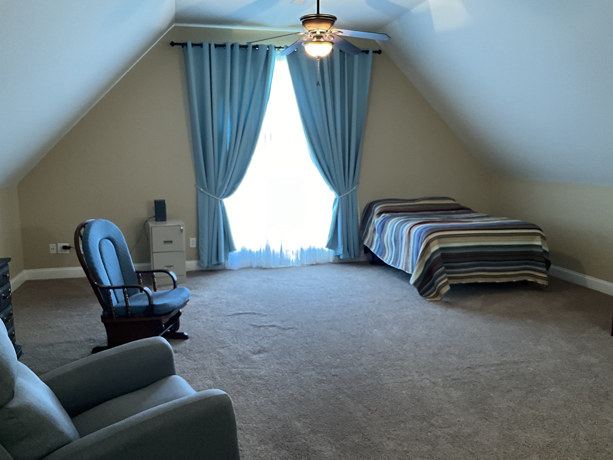 2511 Chambliss Road Pleasant View, TN 37146 - Photo 20 of 24 a living room with furniture and a window