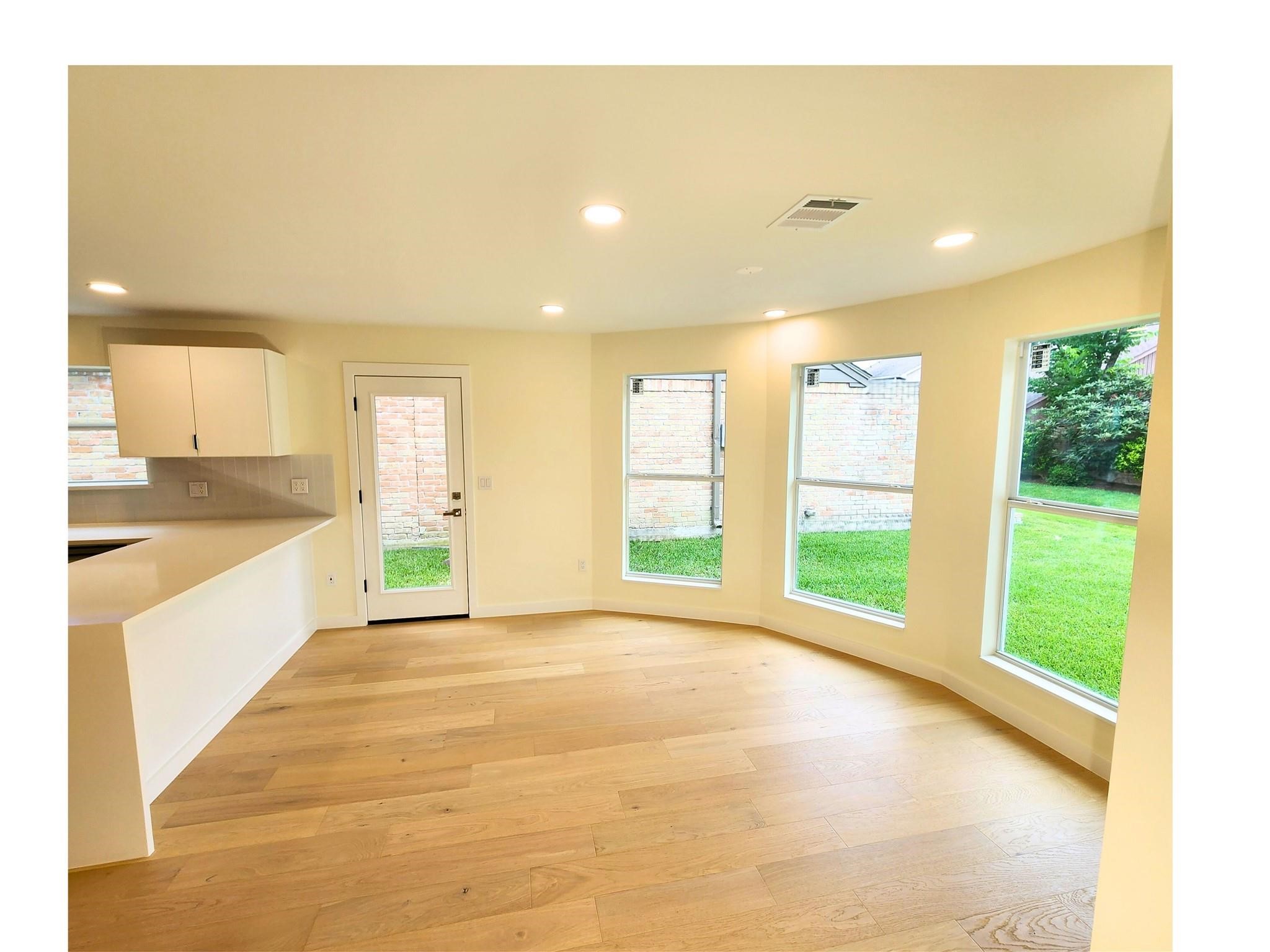 6658 Radley Drive Spring, TX 77379 - Photo 13 of 47 Breakfast Nook
