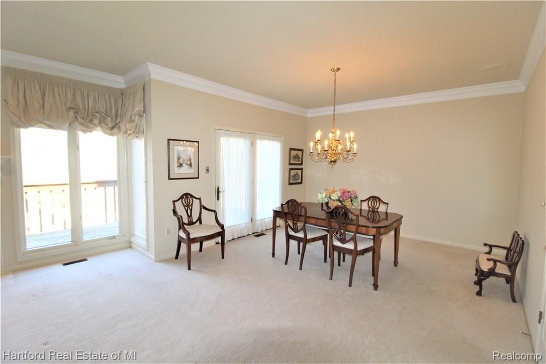 36902 Valley Ridge Drive Farmington, MI 48331 - Photo 5 of 23 IMG_1509.JPG